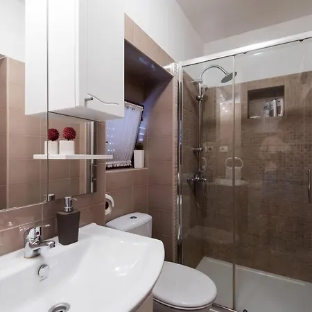 Luka Arbanasi شقة