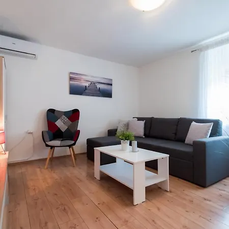 Luka Arbanasi Apartmán *